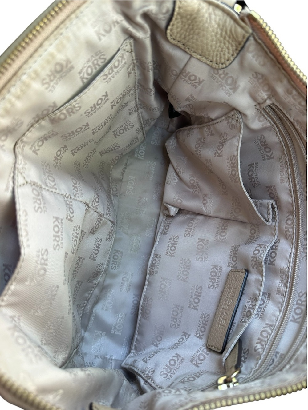 Michael Kors Bag Leather Mackenzie Beige Satchel Crossbody Shoulder Purse MK - Picture 8 of 10